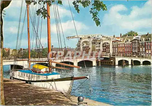 Cartes postales Amsterdam Pont Maigre sur l'Amstel Bateau