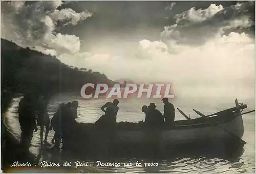 Cartes postales moderne Alassio Riviera dei fiori Partenza per la pesca Bateau de peche