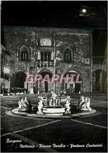 Cartes postales moderne Bergamo Notturno-Piazza Vecchia-Fontana Contarini