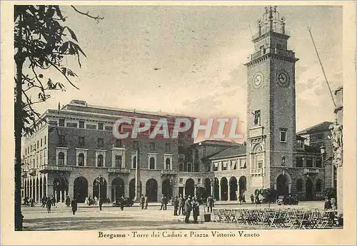 Cartes postales moderne Bergamo Torre dei Caduri Piazza V. Veneto