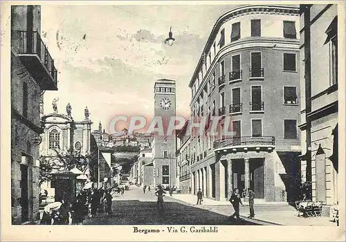 Cartes postales moderne Bergamo Via G. Garibaldi