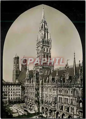 Cartes postales moderne Munchen Rathaus und Frauenkirche