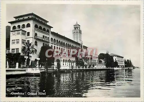 Cartes postales moderne Gardone Brescia - Grand Hotel