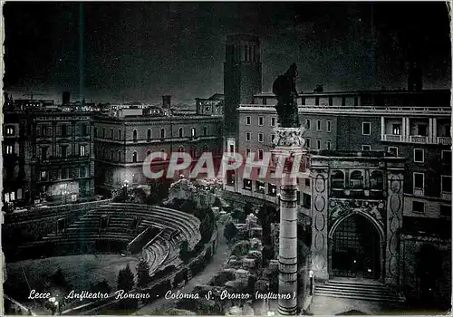 Cartes postales moderne Lecce Amphitheatre Romain La Colonne de St Oranzo De Nuit
