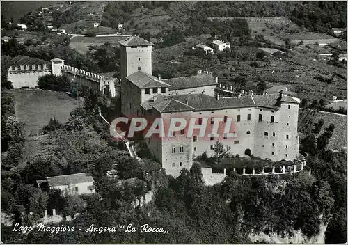 Cartes postales moderne Lago Maggiore Angera La Rocca