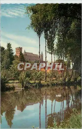 Cartes postales moderne Segovia el alcazar (chateau) reflechi a l'eresma