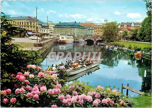 Cartes postales moderne Goteborg Vallgraven med Paddan