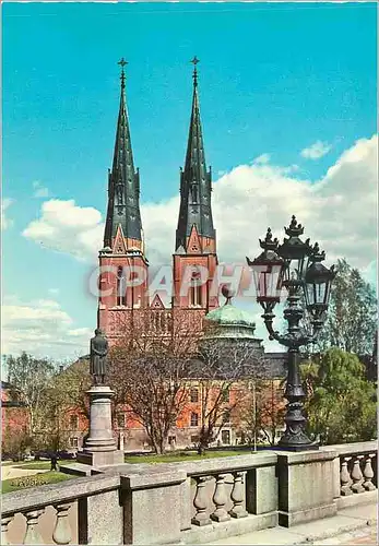 Cartes postales moderne Uppsala The Cathedral and Gustavianum seen from the University