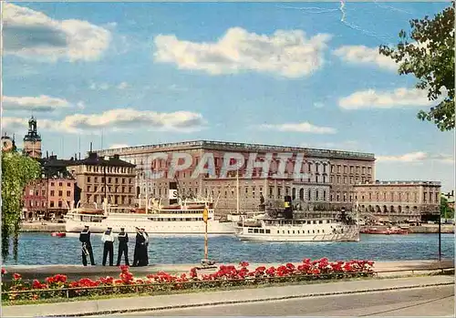 Cartes postales moderne Stockholm the royal palace Bateau