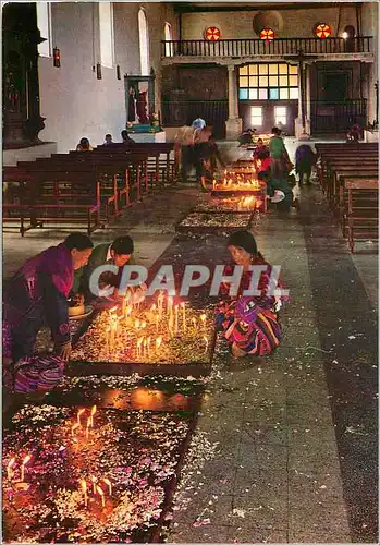 Cartes postales moderne Guatemala Interior de Santo Tomas