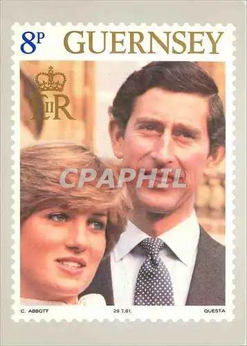 Cartes postales moderne Guernsey Post Office Stamp Card Lady Diana Prince Charles