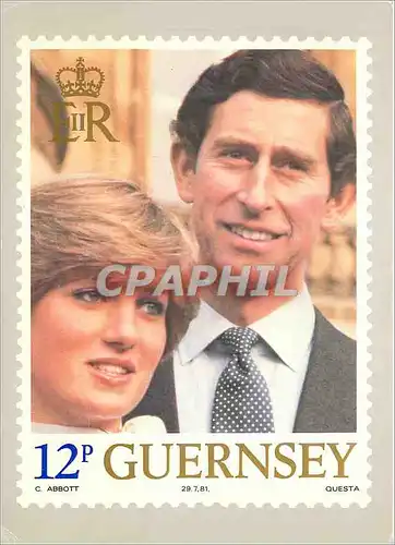 Cartes postales moderne Guernsey Post Office Stamp Card Lady Diana Prince Charles