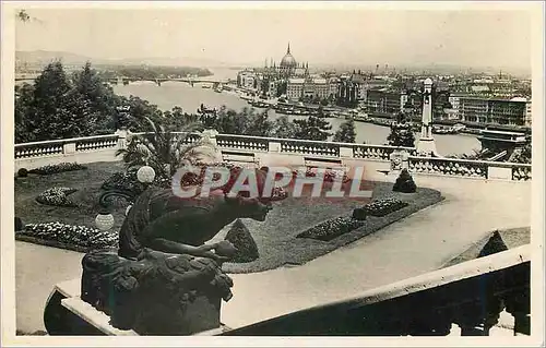 Cartes postales Budapest Vue prise du chateau royal