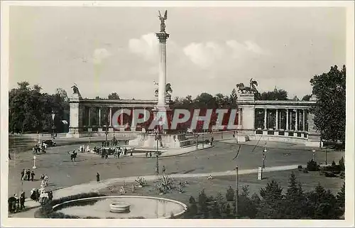 Cartes postales Budapest Monument Milleneire et des heros