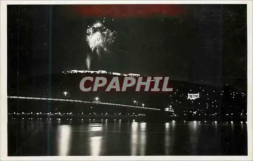 Cartes postales Budapest La citadelle illuminee