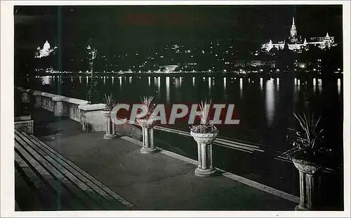 Moderne Karte Budapest vue du danube pendant la nuit