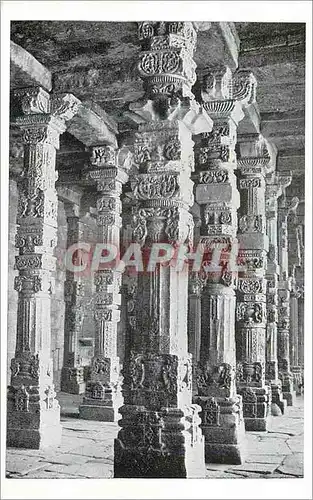 Moderne Karte Delhi pillars from quwat ul islam mosque