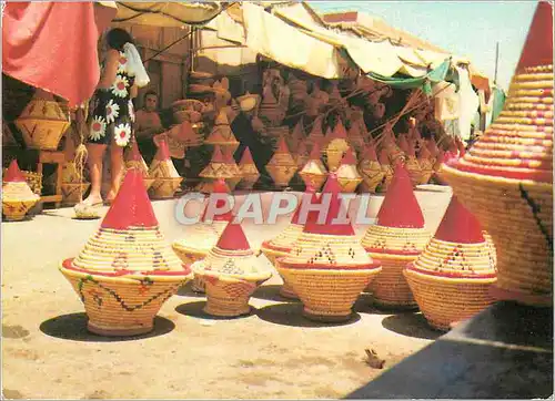 Cartes postales moderne Marrakech marchands de vannerie (paniers a pain)