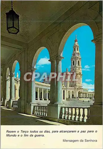 Cartes postales moderne Portugal Fatima La basilique avec ses arcades