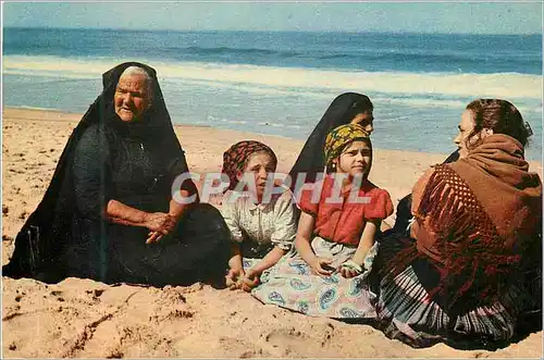 Moderne Karte 29 nazare portugal trois generations