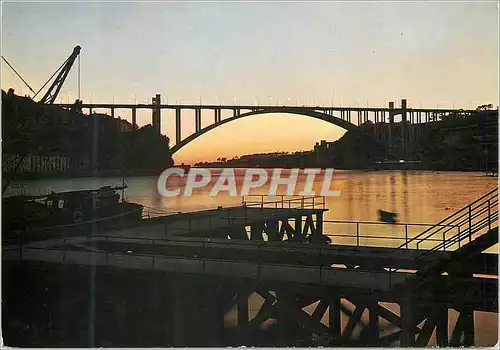 Moderne Karte 20 porto portugal pont de l arrabida a la tombee de la nuit