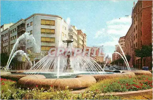 Cartes postales moderne 29 pamplona la place du general mola et l avenue carlos iii