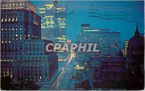 Cartes postales moderne Canada Montreal Vue nocturne de la rue Dorchester