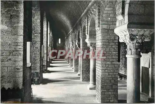 Moderne Karte Monasterio del Ripoll Aspect des nefs calaterelles relevees a son expression primitive