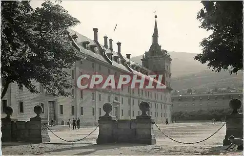 Cartes postales moderne El Escorial Monastere Facade sur le Nord