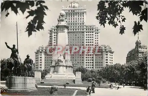 Cartes postales moderne Madrid Place d'Espagne Monument a Cervantes