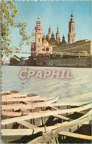 Cartes postales moderne Zaragoza Temple de Notre Dame de El Pilar et Rivage sur le Fleuve Ebra