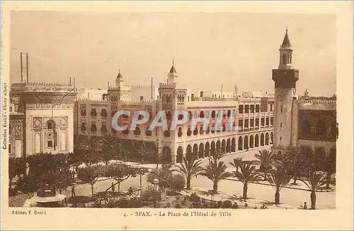 Cartes postales Sfax la Place de l'Hotel de Ville