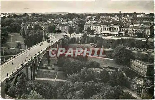 Moderne Karte Luxembourg Pont Adolphe et vue partielle sur la Ville