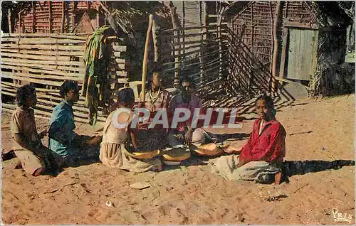 Moderne Karte Sud de Madagascar Village Vezo