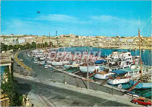 Cartes postales moderne Malta The Yacht Marina Bateaux