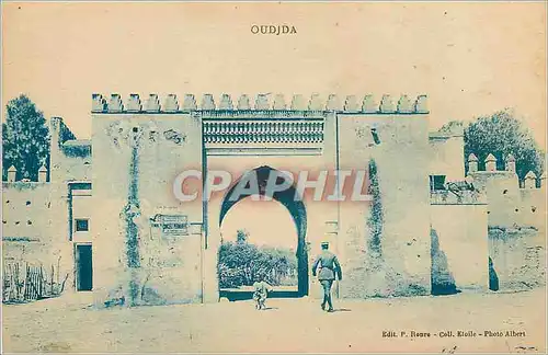 Cartes postales Oudjda Militaria