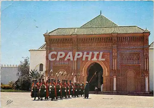 Moderne Karte Le Maroc en Lumicolor La Garde Royale a la Porte du Palais Militaria