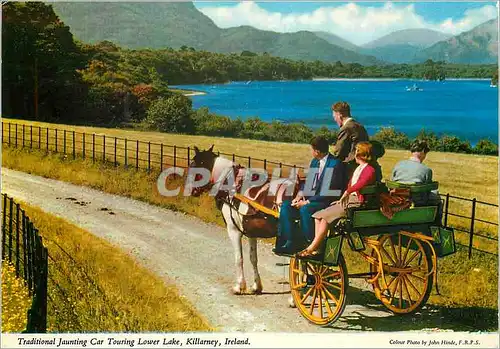 Cartes postales moderne Traditional jaunting car touring lower lake Killarney Ireland