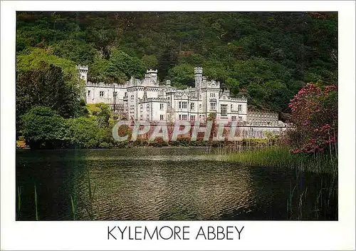 Cartes postales moderne Kylemore Abbey is set in the wild and beautiful Connemara landscape