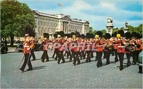 Moderne Karte Guards Band near Buckingham Palace London  Militaria