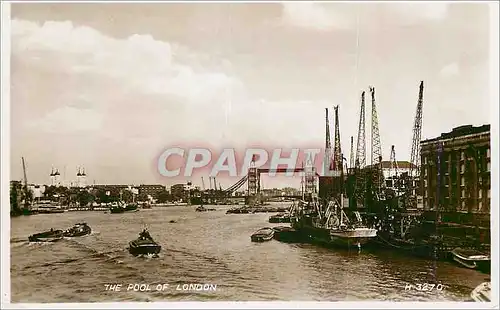 Cartes postales moderne The pool of London Bateaux