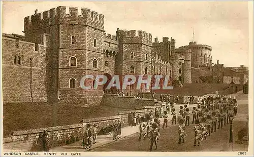 Cartes postales moderne Windsor Castle Henry VIII gate