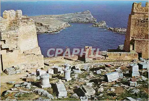 Cartes postales moderne Lindos Vue de l'Accropole au Fond le Tombeau de Kleovoulos