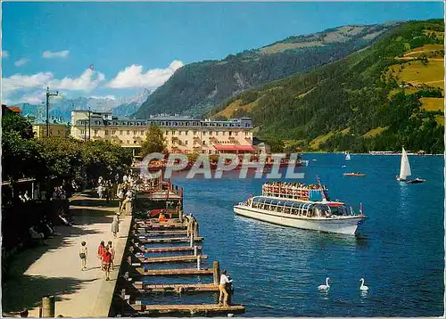 Cartes postales moderne Bergstadt Zell am See Seepromenade mit Grandhotel Bateau