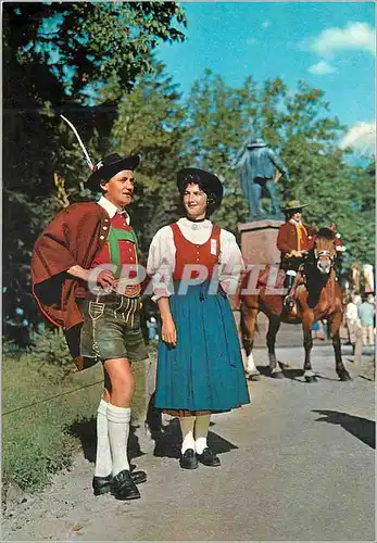 Cartes postales moderne Tiroler Trachtenpaar Austria Folklore
