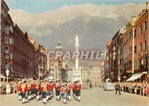 Moderne Karte Innsbruck Maria Theresien StraBe Mit Wiltener Stadtmusikkapelle Aufnahme Original Farbfilm