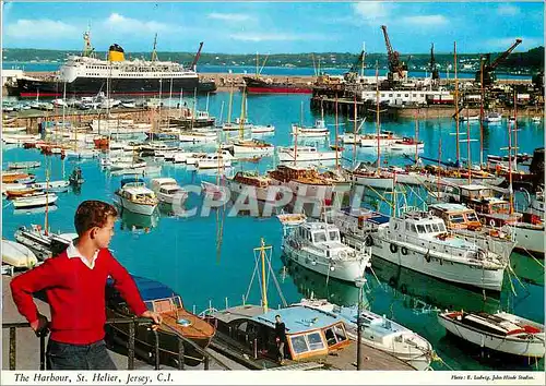Cartes postales moderne The Harbour St Helier Jersey CI Bateaux