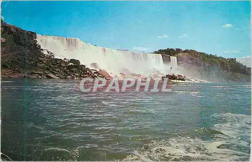 Cartes postales moderne Niagara Falls A Gorge View of the Maid of the must passing the American Falls
