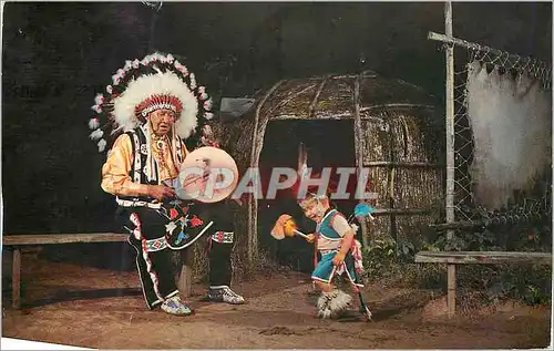 Cartes postales moderne Youngest contest Dancer stand Rock Indian Ceremonial Wisconsin Dells