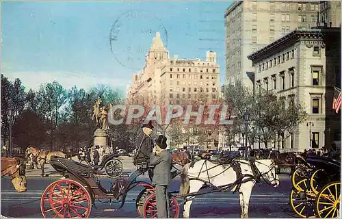 Cartes postales moderne Carriages on 59th Street reet New York City